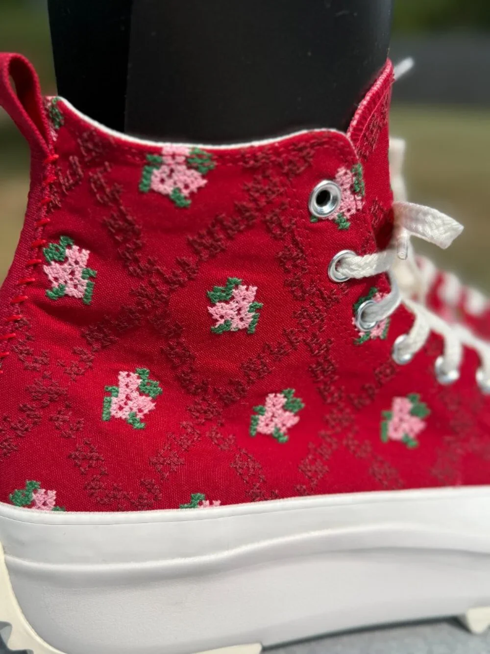 Converse Run Star Hike Mens 13 Womens 14.5 Red Floral Platform Coquette Y2K 4245